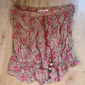 Floral sleeveless top with flowy bottom